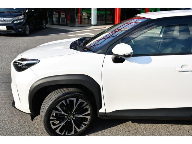 ヤリスクロス ハイブリッドＺ　純正ナビ　パノラミックビューモニター　パワーバックドア　３６０度前後ドライブレコーダー　ハンドルヒーター　シートヒーター　ブラインドスポットモニター　フルセグテレビ　ＨＤＭＩ入力（22枚目）