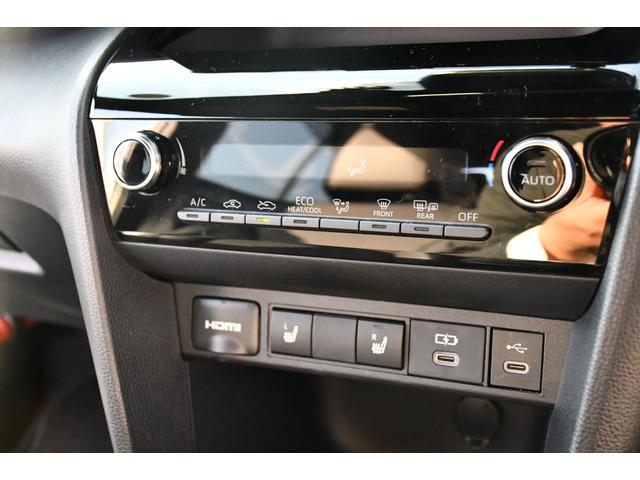 ヤリスクロス ハイブリッドＺ　純正ナビ　パノラミックビューモニター　パワーバックドア　３６０度前後ドライブレコーダー　ハンドルヒーター　シートヒーター　ブラインドスポットモニター　フルセグテレビ　ＨＤＭＩ入力（38枚目）