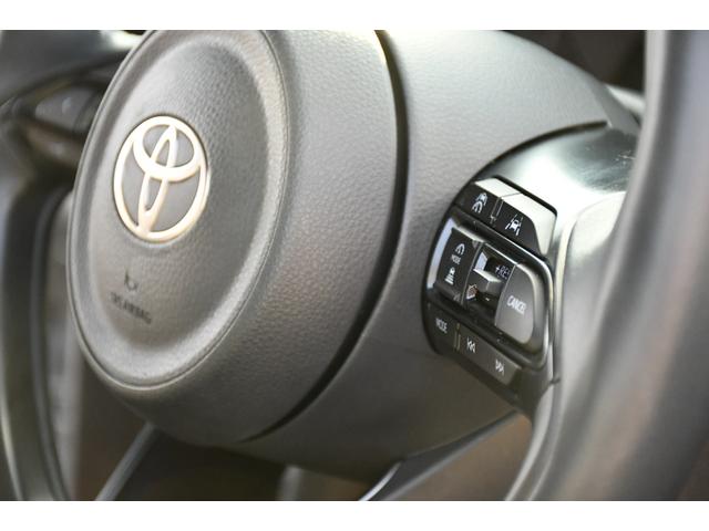 ヤリスクロス ハイブリッドＺ　純正ナビ　パノラミックビューモニター　パワーバックドア　３６０度前後ドライブレコーダー　ハンドルヒーター　シートヒーター　ブラインドスポットモニター　フルセグテレビ　ＨＤＭＩ入力（49枚目）