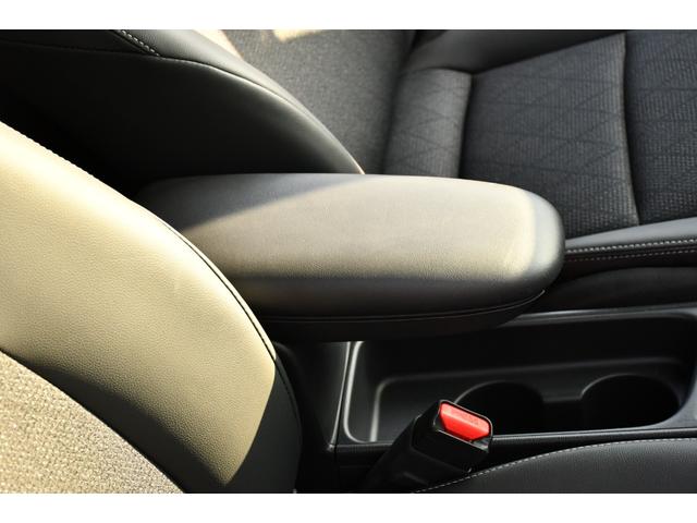 ヤリスクロス ハイブリッドＺ　純正ナビ　パノラミックビューモニター　パワーバックドア　３６０度前後ドライブレコーダー　ハンドルヒーター　シートヒーター　ブラインドスポットモニター　フルセグテレビ　ＨＤＭＩ入力（57枚目）