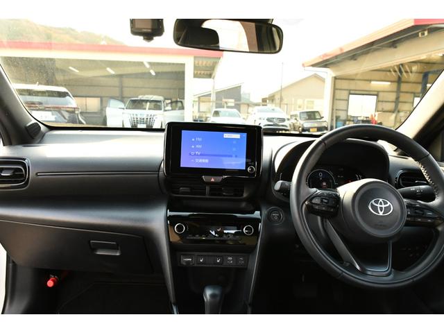 ヤリスクロス ハイブリッドＺ　純正ナビ　パノラミックビューモニター　パワーバックドア　３６０度前後ドライブレコーダー　ハンドルヒーター　シートヒーター　ブラインドスポットモニター　フルセグテレビ　ＨＤＭＩ入力（68枚目）