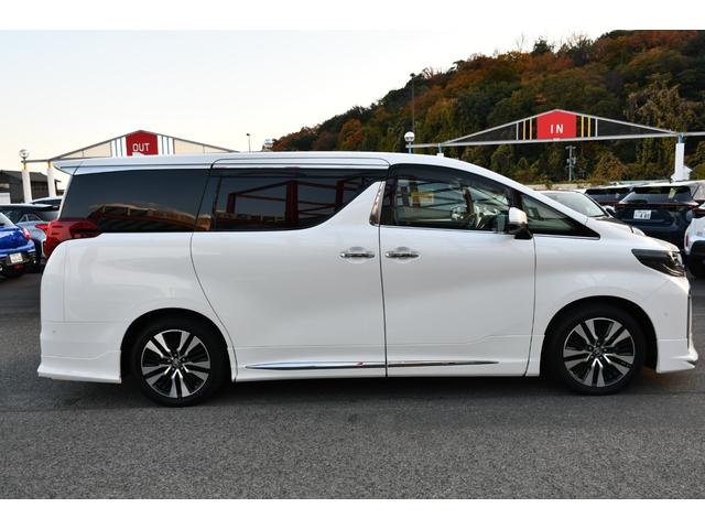 アルファード ２．５Ｓ　Ｃパッケージ　１オーナ・ＪＢＬサウンド／ナビ／フルセグ・ＣＤ／ＤＶＤ・後席モニター・パノラミックビューモニター・デジタルインナーミラー・ＢＳＭ・ダブルサンルーフ・モデリスタエアロ＆マフラー・置くだけ充電・ドラレコ（13枚目）