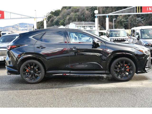 ���Î����Ԕ̔��m�̎��i�������Ă���X�^�b�t���ݐЂ��A���q�l�̗���ɂ������Ή��������Ă��������܂��B