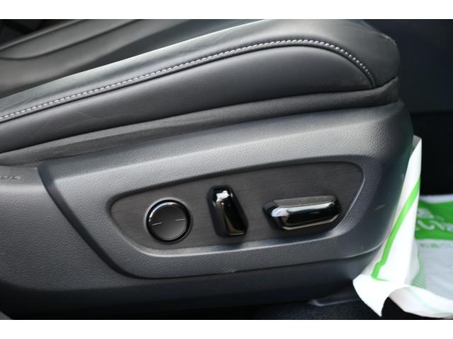 �x�e�����X�^�b�t�����q�l�Ɋ��Y�����v������񎦂��܂��B�x�e�����E�������ݐЂ��Ă܂��B