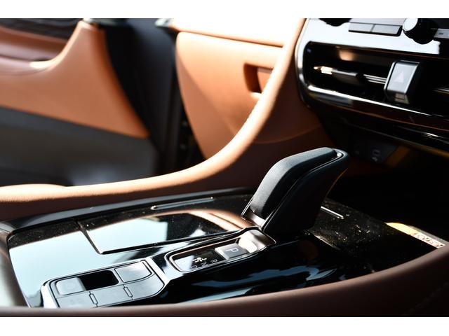 �x�e�����X�^�b�t�����q�l�Ɋ��Y�����v������񎦂��܂��B�x�e�����E�������ݐЂ��Ă܂��B