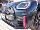 ＭＩＮＩ ジョンクーパーワークス　カントリーマンオール４ＪＣＷ　Ｌ・ＰＫＧ（ＪＣＷパホーマンスブレーキ・アクティブシート・電動シート・インテリアカメラ・Ｈａｒｍａｎ／ｋａｒｄｏｎスピーカーシステム）３６０°カメラ・パワーバックドア・ヘッドアップディスプレイ（4枚目）