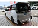 ヴォクシー ＺＳ　ＧＲスポーツ　１オーナ・アルパイン１１インチナビ／フルセグ／ダブルゾーン＆１２．８インチ後席モニター・バックカメラ・両側パワースライドドア・前後ドライブレコーダ・ＥＴＣ・ＬＥＤヘッドライト＆ＦＯＧ・スペアタイヤ付（6枚目）