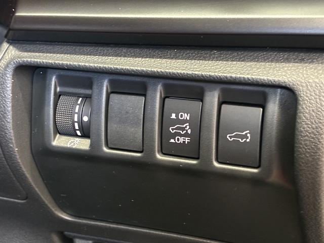 レヴォーグ STIスポーツ EX アイサイトX 11.6インチセンターインフォメーション フルセグ ハンズフリーオープンパワーリアゲート Mopスマートリアビュー 本革シート 前席パワーシート/シートヒーター 純正ETC2.0(17枚目)