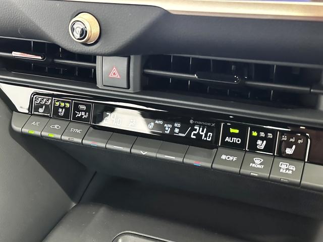 クラウンクロスオーバー Ｇアドバンスド・レザーパッケージ　１オーナー　禁煙車　１２．３インチディスプレイオーディオ　黒革シート　Ｍｏｐデジタルインナーミラー　パノラミックビュー　ＢＳＭ　おくだけ充電　４眼ＬＥＤヘッドライト　アクセサリーコンセント（16枚目）