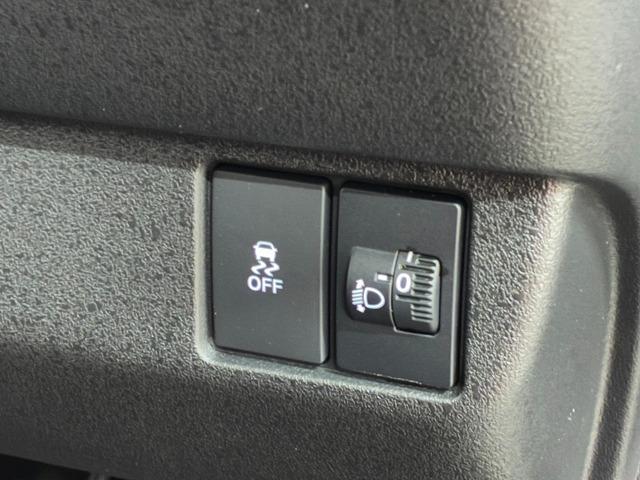 Ｎ－ＢＯＸカスタム ターボコーディネートスタイル　ホンダ８インチコネクトナビ／地デジフルセグ／バックカメラ／Ｂｌｕｅｔｏｏｔｈ対応　ＨｏｎｄａＳＥＮＳＩＮＧ　ＬＥＯＮＩＳ１５インチアルミ　両側パワースライドドア　前後コーナーセンサー　シートヒーター（15枚目）