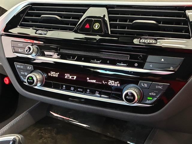 ５シリーズ ５２３ｄ　Ｍスポーツ　ＭパフォーマンスエアロダイナミックＰｋｇ　Ｍｏｐ２０インチアルミ　１０．２インチナビ　フルセグ　ドライビングアシストプラス　全方位カメラ　ＢＳＭ　コーナーセンサー　ＣＯＭＴＥＣＨドラレコ（13枚目）