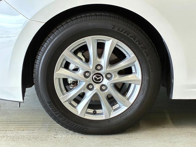 アクセラ １５Ｓ　１オーナー　禁煙車　Ｍｏｐ全方位モニター　Ｍｏｐ前後コーナーセンサー　スマートブレーキサポート　ＥＴＣ　純正ナビ　フルセグ　ＭｏｐＣＤ／ＤＶＤプレイヤー＋フルセグ（8枚目）