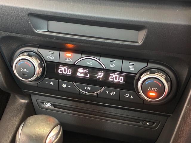 アクセラ １５Ｓ　１オーナー　禁煙車　Ｍｏｐ全方位モニター　Ｍｏｐ前後コーナーセンサー　スマートブレーキサポート　ＥＴＣ　純正ナビ　フルセグ　ＭｏｐＣＤ／ＤＶＤプレイヤー＋フルセグ（14枚目）