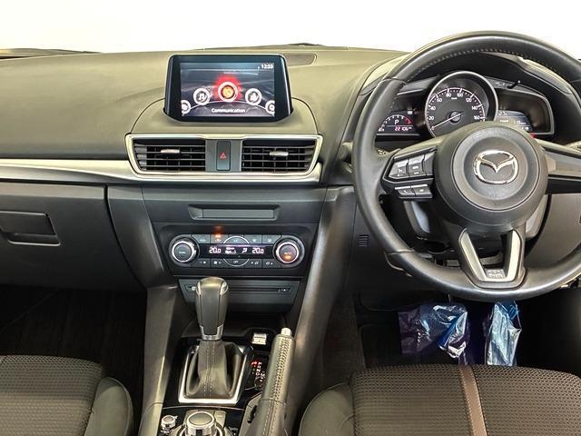 アクセラ １５Ｓ　１オーナー　禁煙車　Ｍｏｐ全方位モニター　Ｍｏｐ前後コーナーセンサー　スマートブレーキサポート　ＥＴＣ　純正ナビ　フルセグ　ＭｏｐＣＤ／ＤＶＤプレイヤー＋フルセグ（17枚目）