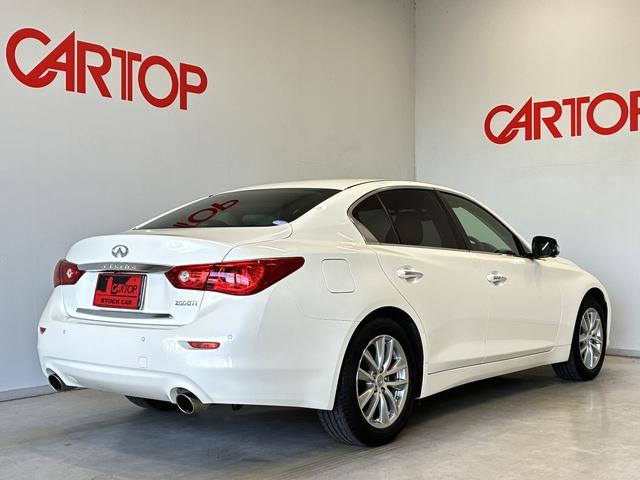 スカイライン ２００ＧＴ－ｔタイプＰ　１オーナー／禁煙車　純正ナビ　フルセグ　アラウンドビューモニター　ＥＴＣ　ベージュレザーシート　前席シートヒーター　ドライブレコーダー　エマブレ　パワーシート（4枚目）