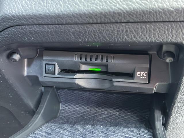 マークＸ ２５０Ｓ　ｃａｒｒｏｚｚｅｒｉａディスプレイオーディオ　ＭＯＤＥＬＬＩＳＴＡエアロ　ＢＬＩＴＺ車高調　ＷＯＲＫ１９インチアルミ　前後ドライブレコーダー　前席シートヒーター／パワーシート　ＬＥＤヘッドライト（14枚目）