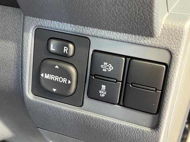 ���������݂�̔��X�̒����瓖�X�̂��Ԃ��������������A���肪�Ƃ��������܂��B���Ԃɂ��Ă̂�����₨���ς�̂��˗��A���w���ɂ������Ă̂����k�Ȃǉ��Ȃ�Ƃ��C�y�ɂ��₢���킹�������B