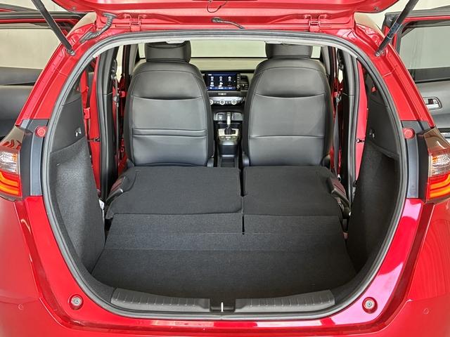 �����Îԁ^�o�^�ϖ��g�p�Ԃ͗B�ꖳ��A�����u�����͍s���Ă���܂���̂ŁA�C�ɂȂ�P�䂪�������܂����炨���߂ɂ��A���������I�C�ɂȂ鑕����{�f�B��ԁA�ۏؓ��e�⏔��p���A���C�y�ɂ��₢���킹���������I