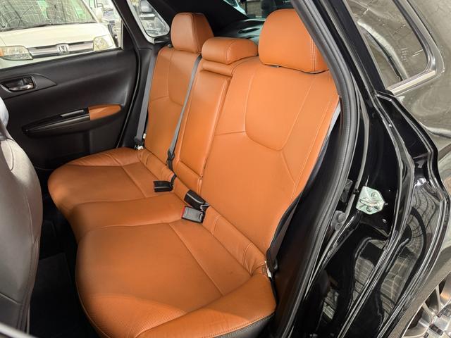 インプレッサ WRX STI Aライン HKSハイパーマックスR車高調 可変バルブ付マフラー 社外ヘッドライト DAMDステアリング 社外Fエアロ 10インチアンドロイドナビ パドルシフト リアスポイラー スマートキー 革シート ETC(39枚目)