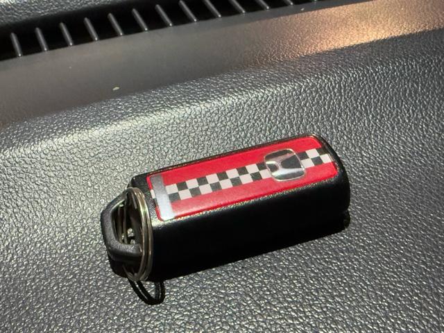 Ｎ－ＢＯＸスラッシュ Ｘ　サウンドマッピングシステム　ダイナースタイル　シティブレーキ　ナビ　フルセグＴＶ　バックカメラ　スマートキー　ＥＴＣ　シートヒーター　ステアリングヒーター　クルーズコントロール　ワイヤレス充電（65枚目）