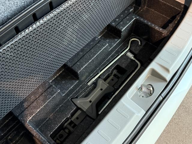 ワゴンＲ ＦＴリミテッド　ターボ　ＳＤナビ　フルセグＴＶ　Ｂｌｕｅｔｏｏｔｈ　スマートキー　オートエアコン　純正１４ＡＷ　フォグライト　エンジンスターター　ＣＤ再生　ＤＶＤ再生　盗難防止装置　リアスポイラー　プライバシーガラス（28枚目）