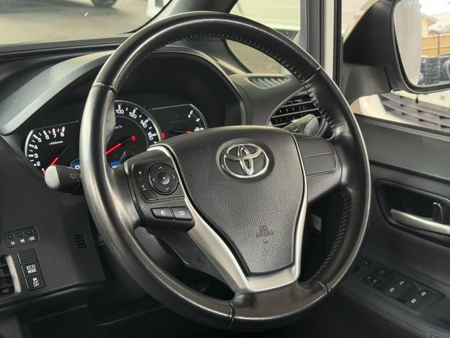 ノア Ｓｉ　７人乗　ＳＤナビ　両側電動スライドドア　フリップダウンモニター　バックカメラ　スマートキー　ＬＥＤヘッドライト　ＥＴＣ　純正１６インチアルミホイール　Ｂｌｕｅｔｏｏｔｈ接続　フルセグＴＶ（23枚目）