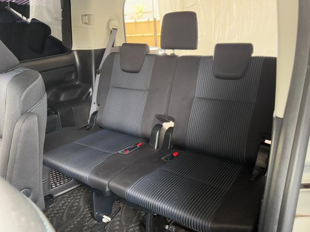 ノア Ｓｉ　７人乗　ＳＤナビ　両側電動スライドドア　フリップダウンモニター　バックカメラ　スマートキー　ＬＥＤヘッドライト　ＥＴＣ　純正１６インチアルミホイール　Ｂｌｕｅｔｏｏｔｈ接続　フルセグＴＶ（29枚目）