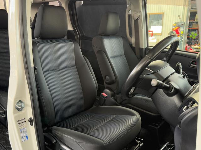 ノア Ｓｉ　７人乗　ＳＤナビ　両側電動スライドドア　フリップダウンモニター　バックカメラ　スマートキー　ＬＥＤヘッドライト　ＥＴＣ　純正１６インチアルミホイール　Ｂｌｕｅｔｏｏｔｈ接続　フルセグＴＶ（33枚目）