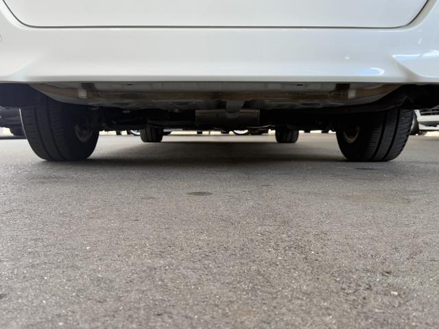 ノア Ｓｉ　７人乗　ＳＤナビ　両側電動スライドドア　フリップダウンモニター　バックカメラ　スマートキー　ＬＥＤヘッドライト　ＥＴＣ　純正１６インチアルミホイール　Ｂｌｕｅｔｏｏｔｈ接続　フルセグＴＶ（46枚目）