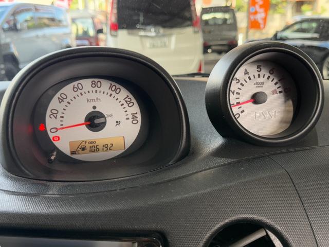 エッセ カスタム 5MT ワンオーナー HDDナビTV ETC キーレス(24枚目)