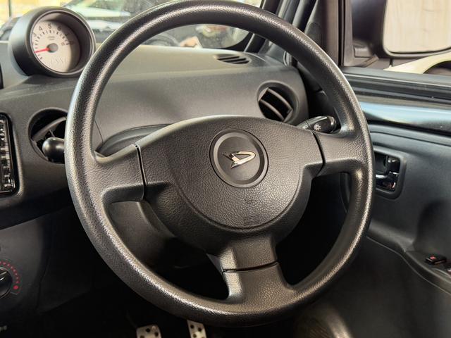 エッセ カスタム 5MT ワンオーナー HDDナビTV ETC キーレス(27枚目)