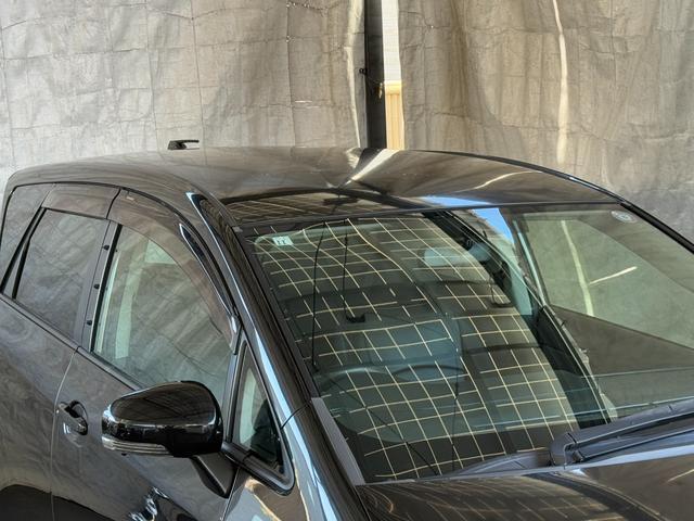 ラクティス レピス　黒革調シートカバー　ＣＤ　キーレス　エンジンスターター　電動格納ウインカーミラー　ＥＴＣ　タイミングチェーン式（10枚目）