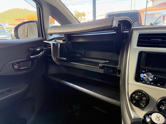 ラクティス レピス　黒革調シートカバー　ＣＤ　キーレス　エンジンスターター　電動格納ウインカーミラー　ＥＴＣ　タイミングチェーン式（41枚目）