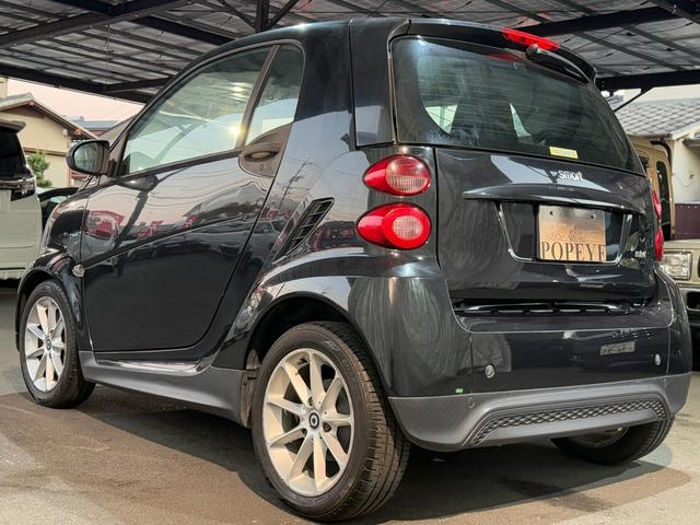 スマートフォーツークーペ (3枚目)