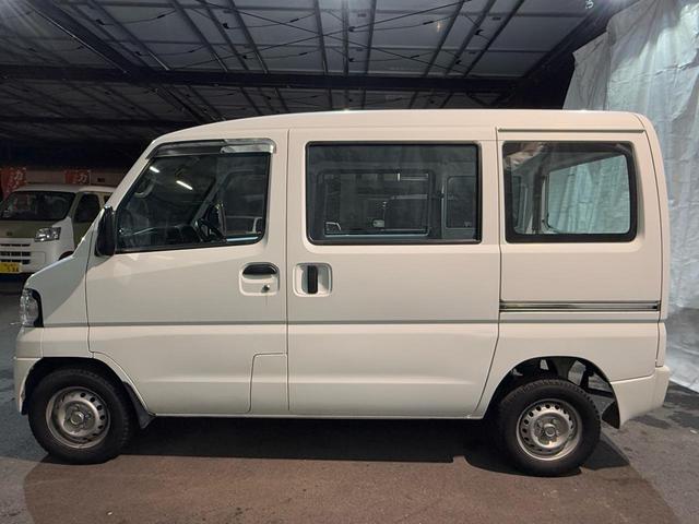 ���X�͒������^�ǂ��F�肳�ꂽ���А����H��𕹐݂��Ă��܂��̂ŁA�܂��͍��Ɛ����m�ɂ����Ƀ`�F�b�N�Ɠ_�����������{���܂�