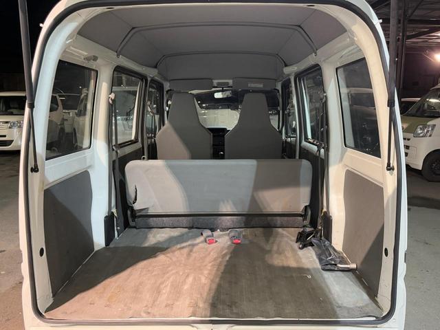 �ߋ��̔̔����т�A���X�ł��w���������������q�l�̃��r���[�i���R�~�j���������������B