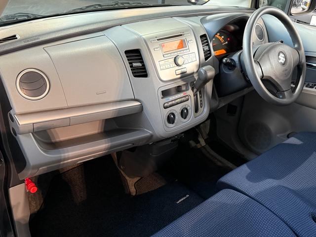 ワゴンＲ ＦＸリミテッド　スマートキー　プッシュスタート　ＥＴＣ　ＬＥＤヘッドライト　純正オーディオ　純正１４インチアルミ　ベンチシート　タイミングチェーン　ヘッドライトレベライザー（17枚目）