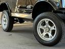 ジムニー HC 全塗装済み V-JA11V改 5MT ターボ 4WD リフトアップ オーバーフェンダー 社外マフラー タニグチリアシートスライドレール MOMOステアリング 社外アルミ 社外足回り 社外シート ETC(8枚目)