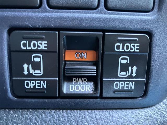 ヴォクシー ZS 煌 フルセグ メモリーナビ DVD再生 後席モニター バックカメラ 衝突被害軽減システム ETC 両側電動スライド LEDヘッドランプ 乗車定員7人 3列シート 記録簿 アイドリングストップ(16枚目)