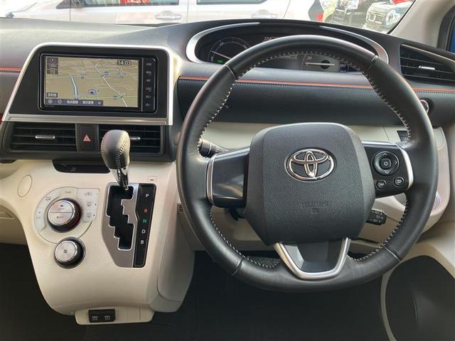 シエンタ ハイブリッドＧ　フルセグ　メモリーナビ　ＤＶＤ再生　バックカメラ　衝突被害軽減システム　ＥＴＣ　両側電動スライド　ＬＥＤヘッドランプ　乗車定員７人　３列シート　フルエアロ　記録簿（4枚目）