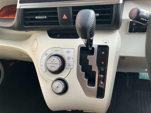 シエンタ ハイブリッドＧ　フルセグ　メモリーナビ　ＤＶＤ再生　バックカメラ　衝突被害軽減システム　ＥＴＣ　両側電動スライド　ＬＥＤヘッドランプ　乗車定員７人　３列シート　フルエアロ　記録簿（8枚目）