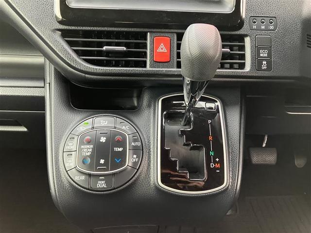 ノア Ｘ　フルセグ　メモリーナビ　ＤＶＤ再生　バックカメラ　衝突被害軽減システム　ＥＴＣ　電動スライドドア　ＬＥＤヘッドランプ　乗車定員７人　３列シート　記録簿　アイドリングストップ（11枚目）