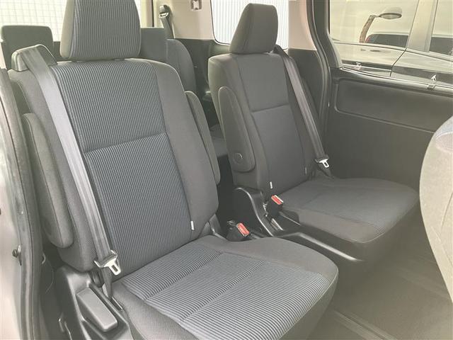 ノア Ｘ　フルセグ　メモリーナビ　ＤＶＤ再生　バックカメラ　衝突被害軽減システム　ＥＴＣ　電動スライドドア　ＬＥＤヘッドランプ　乗車定員７人　３列シート　記録簿　アイドリングストップ（20枚目）