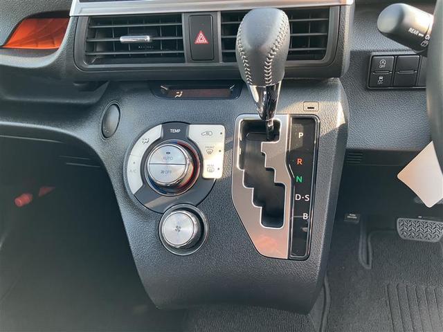 シエンタ G フルセグ メモリーナビ DVD再生 バックカメラ ETC 両側電動スライド LEDヘッドランプ 乗車定員6人 3列シート 記録簿 アイドリングストップ(8枚目)