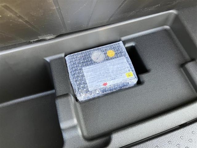 シエンタ G フルセグ メモリーナビ DVD再生 バックカメラ ETC 両側電動スライド LEDヘッドランプ 乗車定員6人 3列シート 記録簿 アイドリングストップ(23枚目)