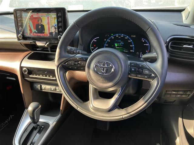 ヤリスクロス ハイブリッドZ フルセグ DVD再生 バックカメラ 衝突被害軽減システム ETC ドラレコ LEDヘッドランプ 記録簿(4枚目)