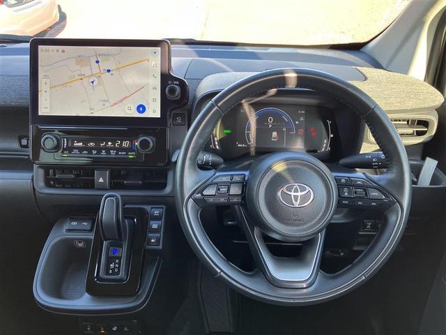 シエンタ ハイブリッドＺ　フルセグ　メモリーナビ　バックカメラ　衝突被害軽減システム　ＥＴＣ　両側電動スライド　ＬＥＤヘッドランプ　乗車定員７人　３列シート　ワンオーナー　記録簿（4枚目）