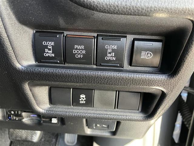 シエンタ ハイブリッドＺ　フルセグ　メモリーナビ　バックカメラ　衝突被害軽減システム　ＥＴＣ　両側電動スライド　ＬＥＤヘッドランプ　乗車定員７人　３列シート　ワンオーナー　記録簿（8枚目）