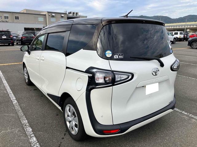 シエンタ ファンベースG ドライブレコーダー バックカメラ ナビ TV クリアランスソナー レーンアシスト 衝突被害軽減システム 両側電動スライドドア オートマチックハイビーム スマートキー アイドリングストップ(18枚目)