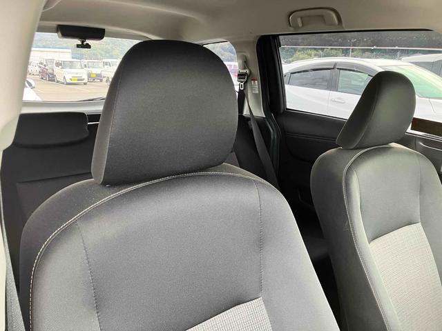 シエンタ ファンベースG ドライブレコーダー バックカメラ ナビ TV クリアランスソナー レーンアシスト 衝突被害軽減システム 両側電動スライドドア オートマチックハイビーム スマートキー アイドリングストップ(43枚目)